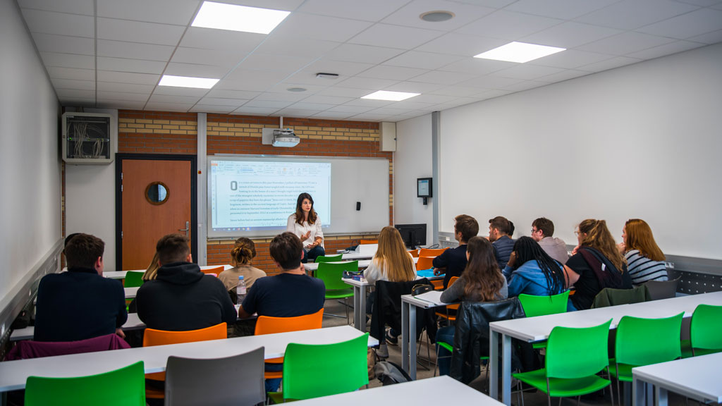 cours classe CEFAM frais scolarité