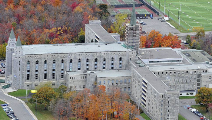 canada universite laval campus